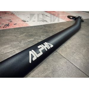 Barra de refuerzo delantera Alpha Competition | MQB | A3 (8V) – Leon (5F) – Golf (mk7)